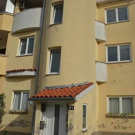 Apartman Olivera アパート